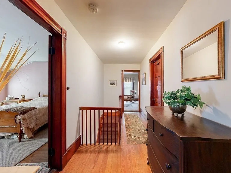 3rd floor hallway