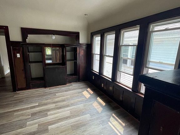5th image of 2632-2634 N 49th St