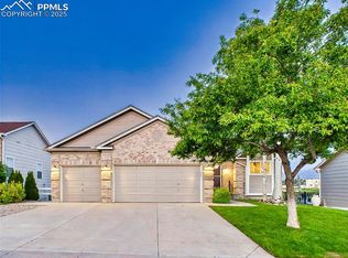 3270 Pony Tracks Dr, Colorado Springs, CO 80922