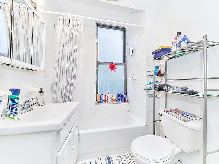 593 10th Ave #4S — Photo 11