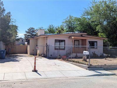 1655 N Gateway Rd, Las Vegas, NV, 89115
