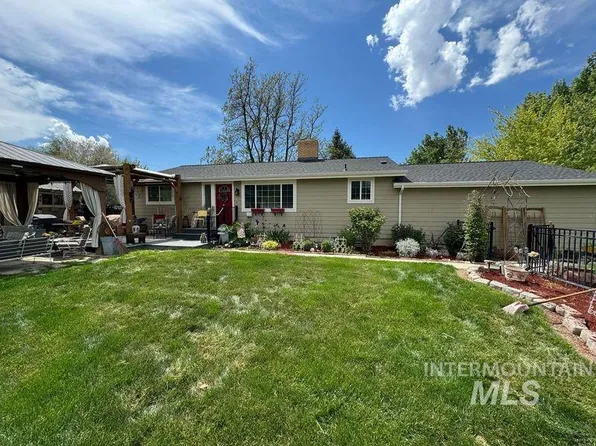 6880 S Cloverdale Rd, Boise, ID 83709