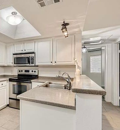 3rd image of 1720 E Thunderbird Rd Unit 1008