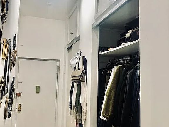 3rd image of 160 W 16th St APT 5L