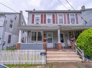 433 S Walnut St, Slatington, PA 18080