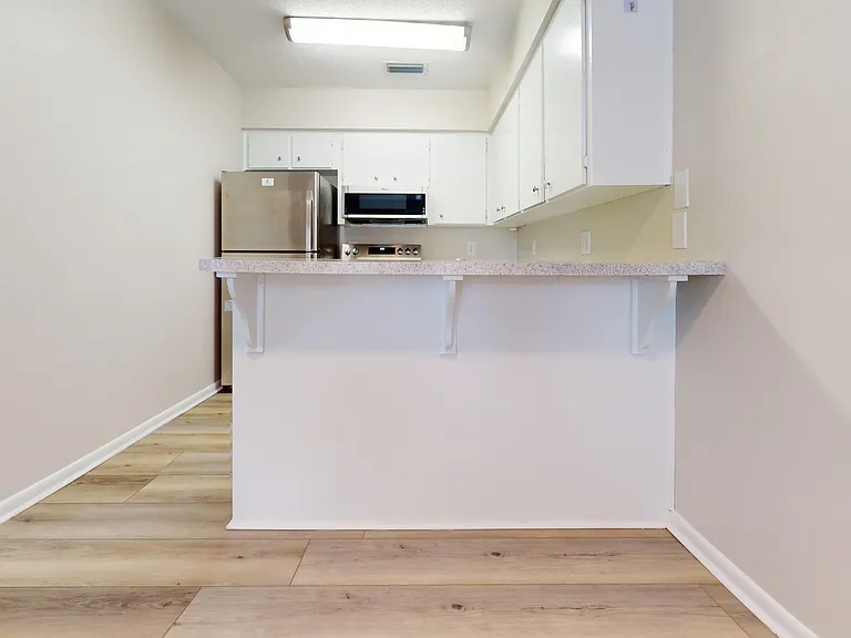 The Henry Apartments — Photo 52