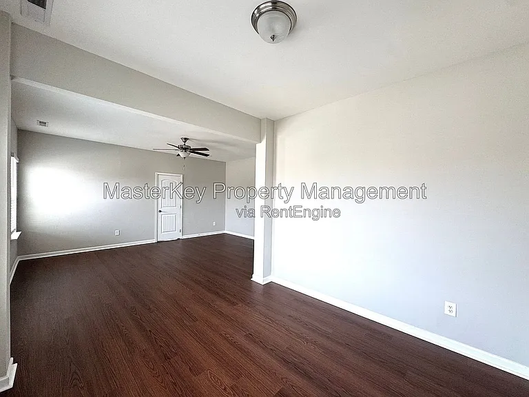 6821 Resting Grove Rd — Photo 11