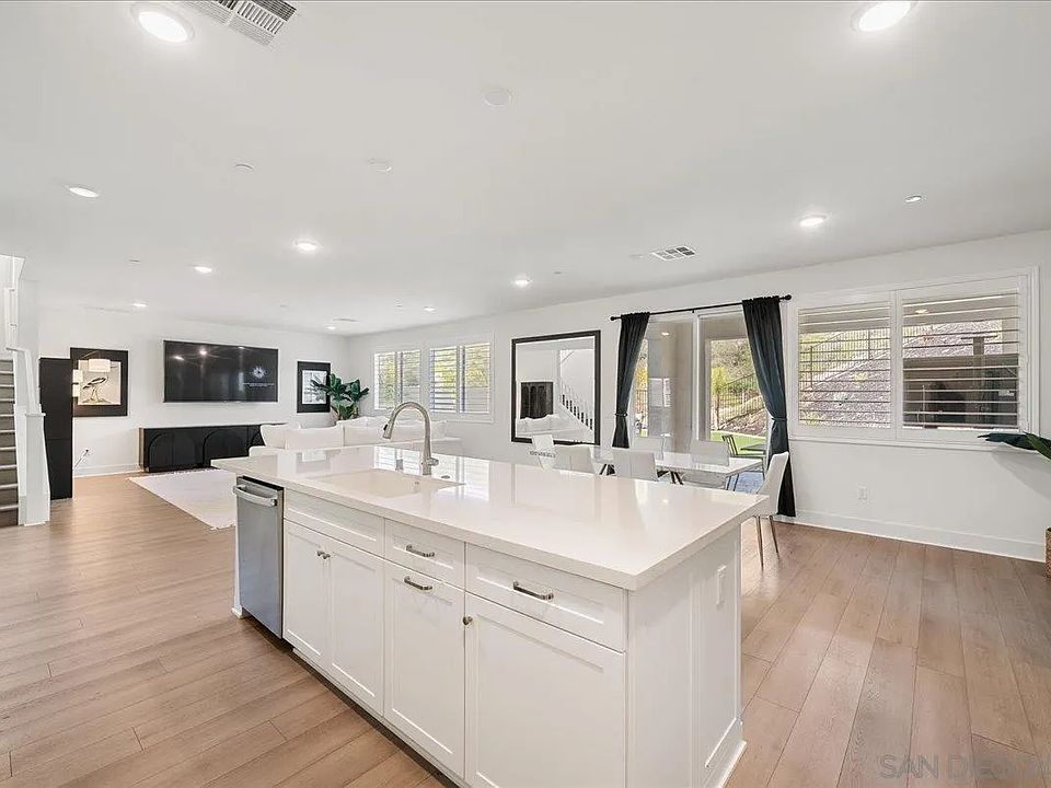 1st image of 35562 Orchard Trl