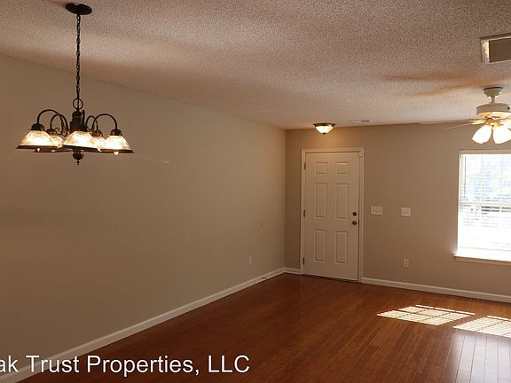 4th image of 8135 Shadow Oak Dr