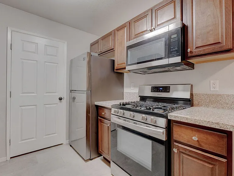7885 W Flamingo Rd #1016 — Photo 10