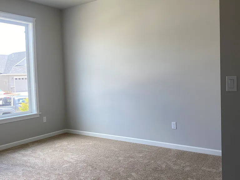 7261 SE Berg Dr — Photo 7