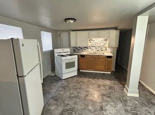 1933 S 15th St, Milwaukee, WI 53204