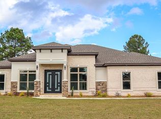 106 Mad River Ln, Dothan, AL 36301