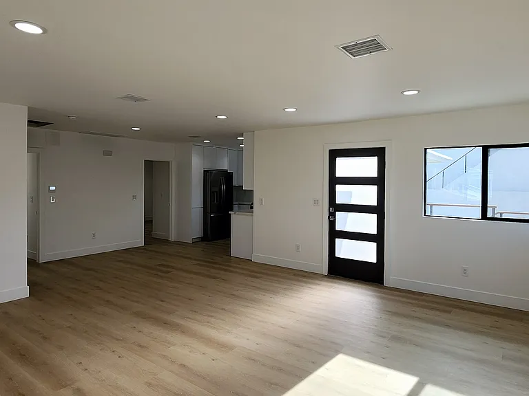 1101-1103 Ocean Ave #C-3 — Photo 3