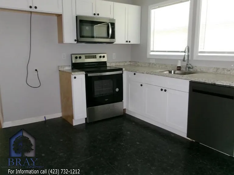 1346 E Sevier Ave — Photo 6