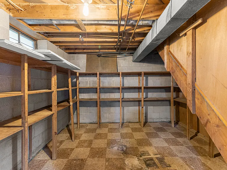 20325 Westview Dr — Photo 36