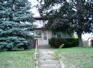 1307 Dale St N, Saint Paul, MN 55117