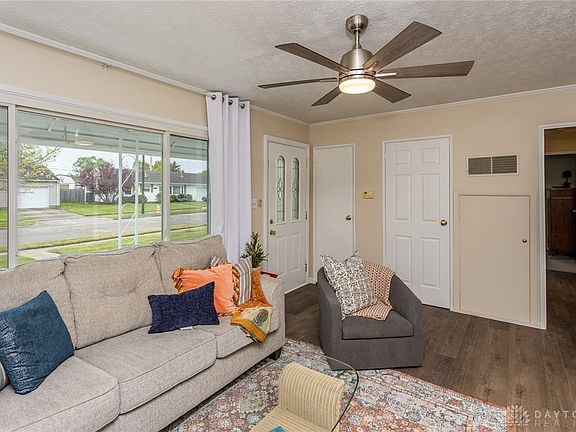 5th image of 849 Bristol Dr