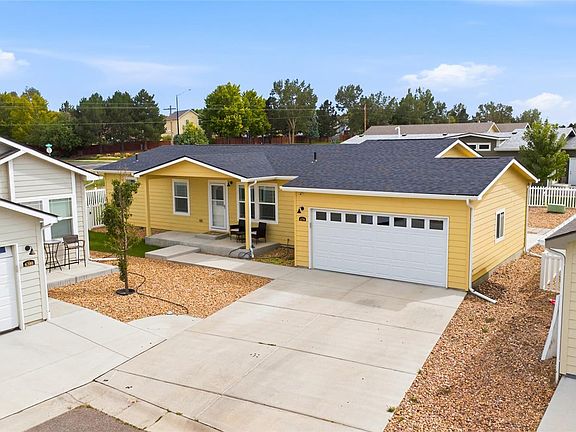 4th image of 6370 Red Cedar Street #10