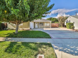 17547 Cantara St, Northridge, CA 91325