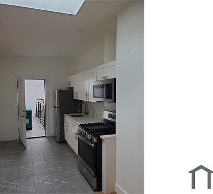 3rd image of 1442 Taylor Ave #2R