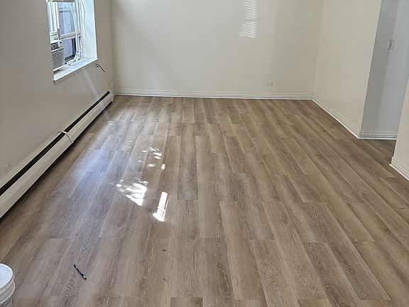 4th image of 1616-22 Mark Ave #1616-9