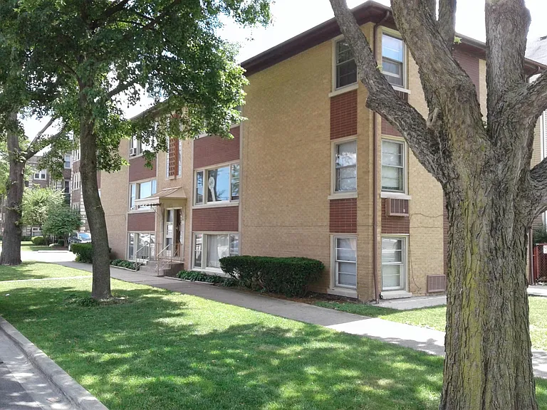 S Taylor Ave — Photo 2