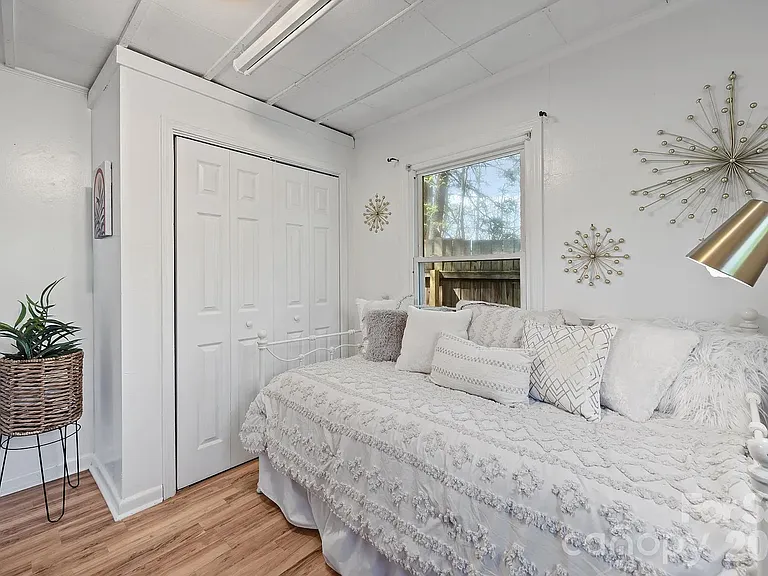 11 Log Cabin Trl — Photo 21