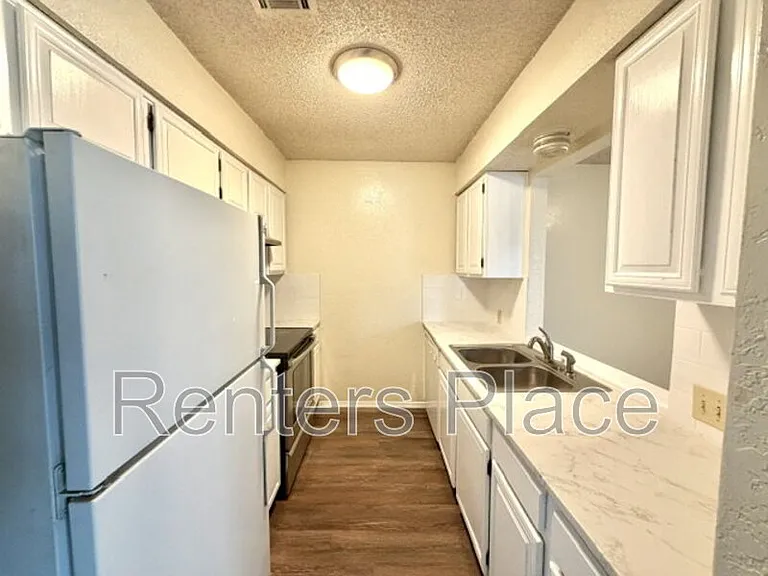 8215 N 117th East Ave — Photo 5