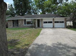 7711 Vernwood St, Houston, TX 77040