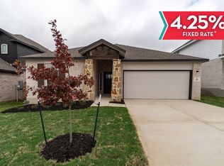 182 Ednie Ln, Mico, TX 78056