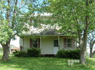 1220 Montgomery Ln, New Castle, PA 16101