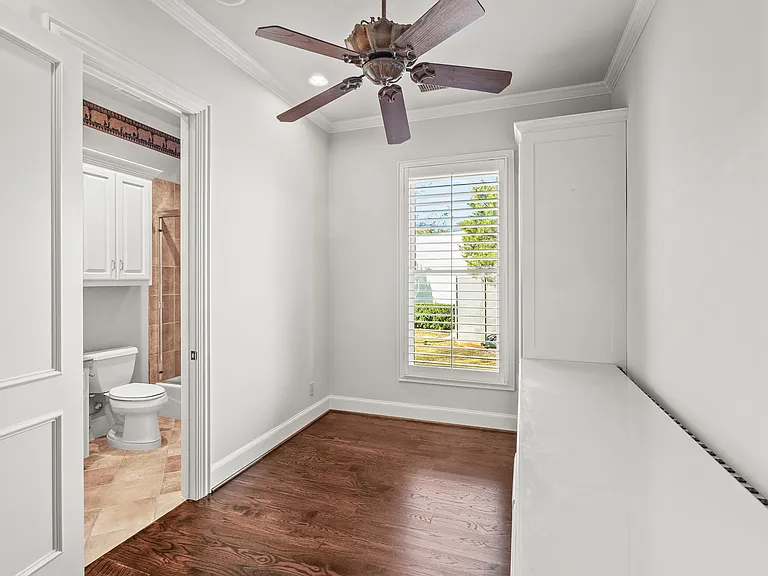 4624 Byron Cir — Photo 25