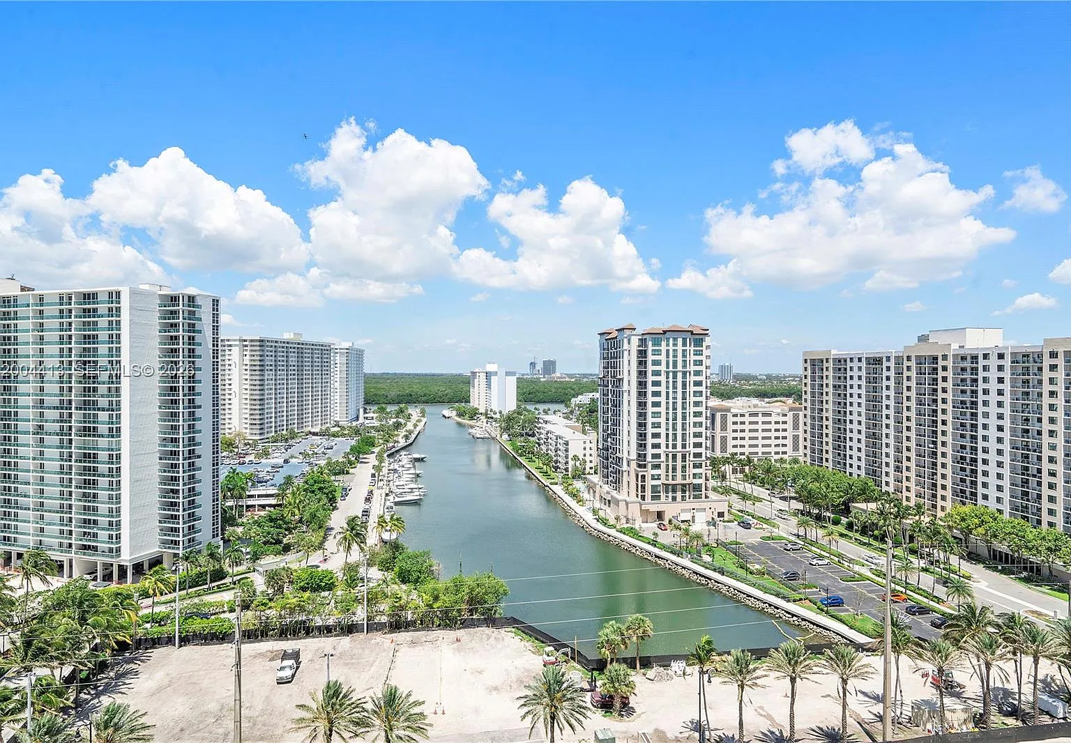 Tdr Tower Iii Condo — Photo 1