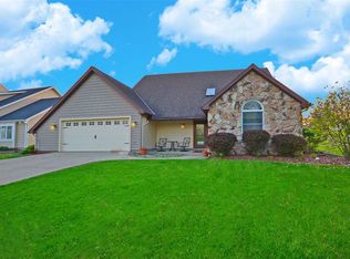 674 S Main St, Roanoke, IN 46783