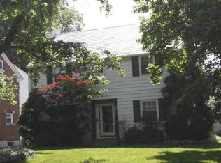 147 S Cassingham Rd, Columbus, OH 43209