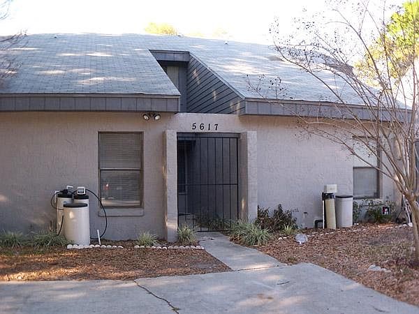 1st image of 5617 Pinehill Ln