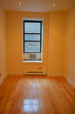 Rented by CoSo Apartments | media 26