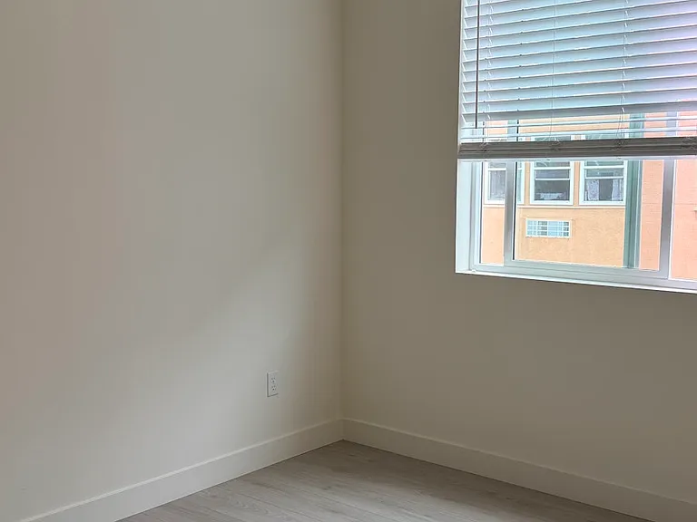 19 Chapel Ave #C — Photo 7