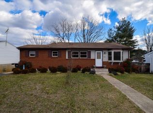 5421 Mayfield St, Roanoke, VA 24019