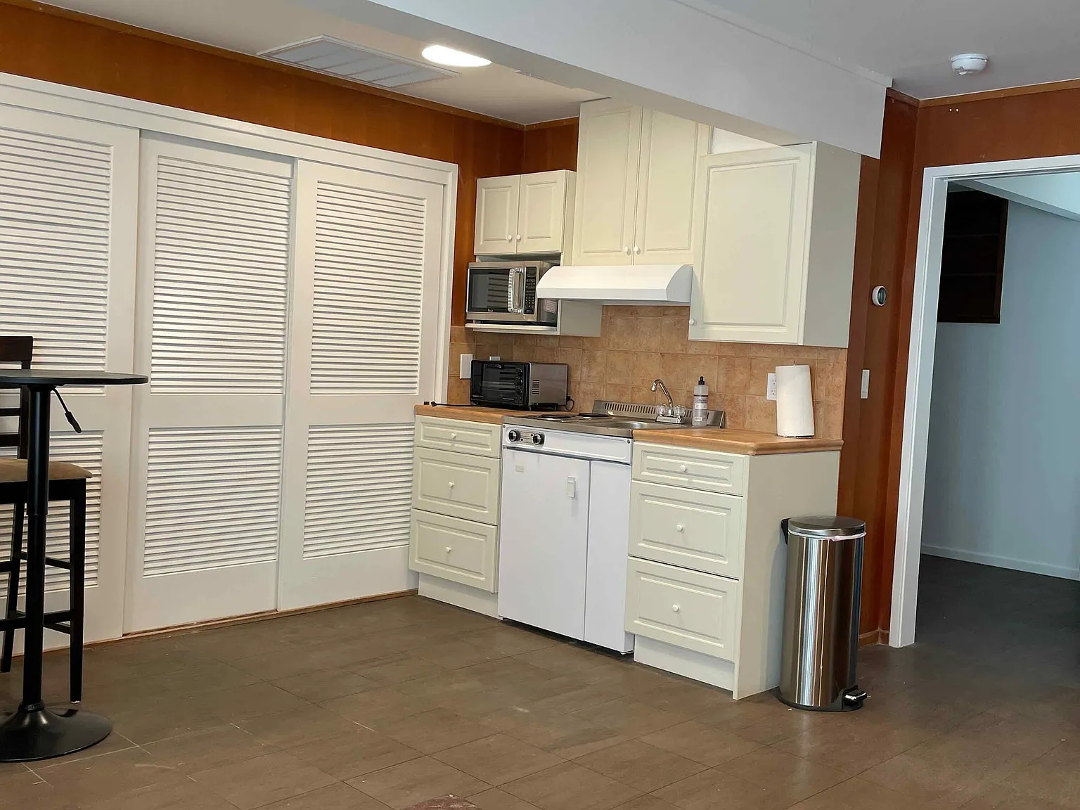 1 bed, 1.0 bath, 881 sqft, $3,500 — Photo 4
