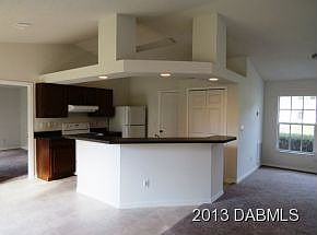 4th image of 2812 Vista Palm Dr