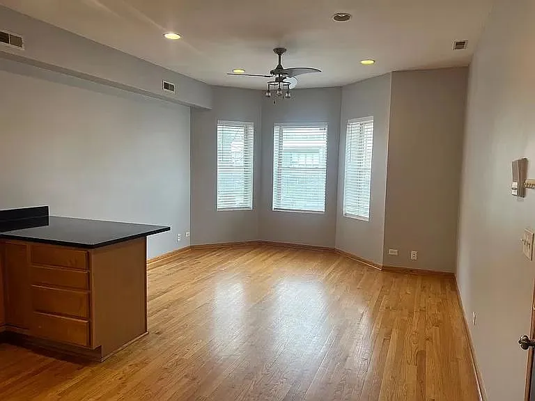 6135 S Drexel Ave #2B — Photo 2