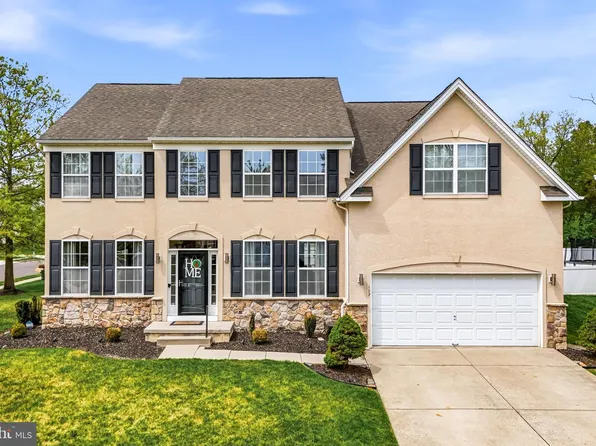 127 Foxwood Ter, Mount Royal, NJ 08061