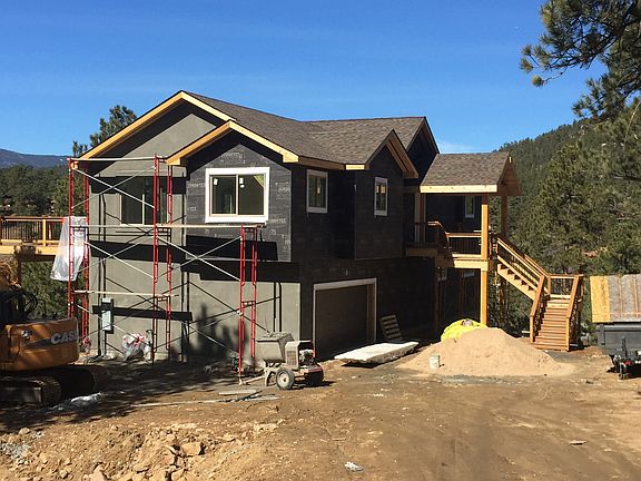 Ready to choose stucco color