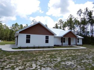 402 Liberty Ct, Hortense, GA 31543