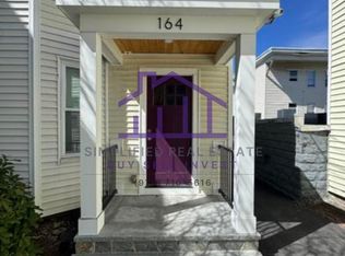 164 Riverside St APT 1, Lowell, MA 01854