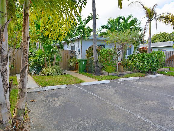 4th image of 2417-2419 NW 9th Ter