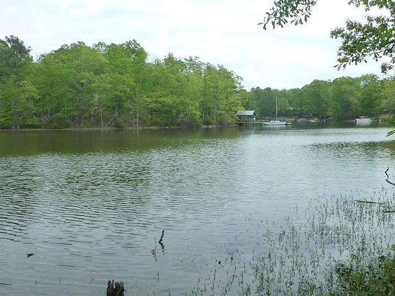 2nd image of 165 Summer Bay Dr