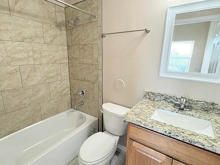 8503 Leo St #B — Photo 21